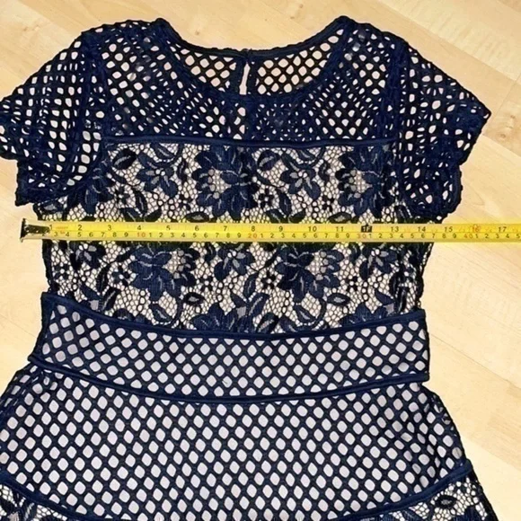 US ANGELS Girls' Color Block Lace Panel Dress in Navy size 14 gently preloved - Picture 8 of 11